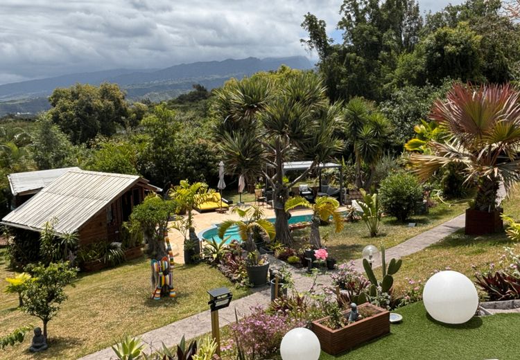 Pictures of Sylvie's house