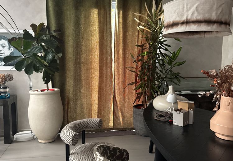 Pictures of Emmanuelle V.'s house