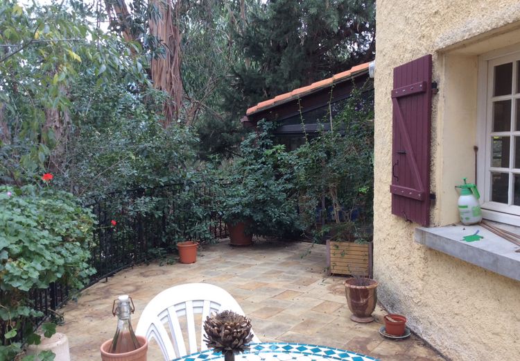 Pictures of Barbara R.'s house