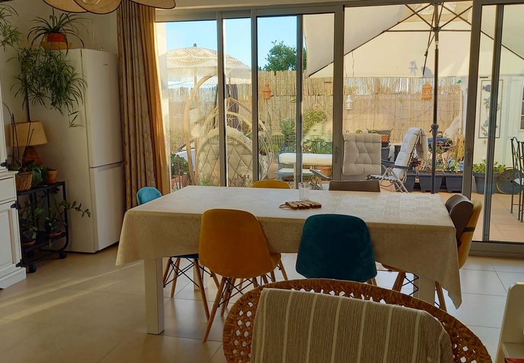 Pictures of Mireille L.'s house