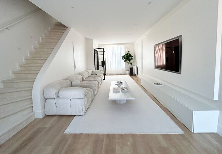 Pictures of Alexandra D.'s house