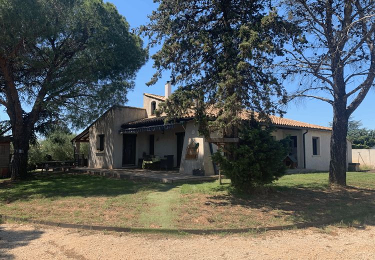 Pictures of Laetitia A.'s house