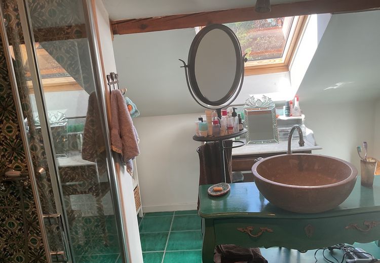 Pictures of Catherine O.'s house