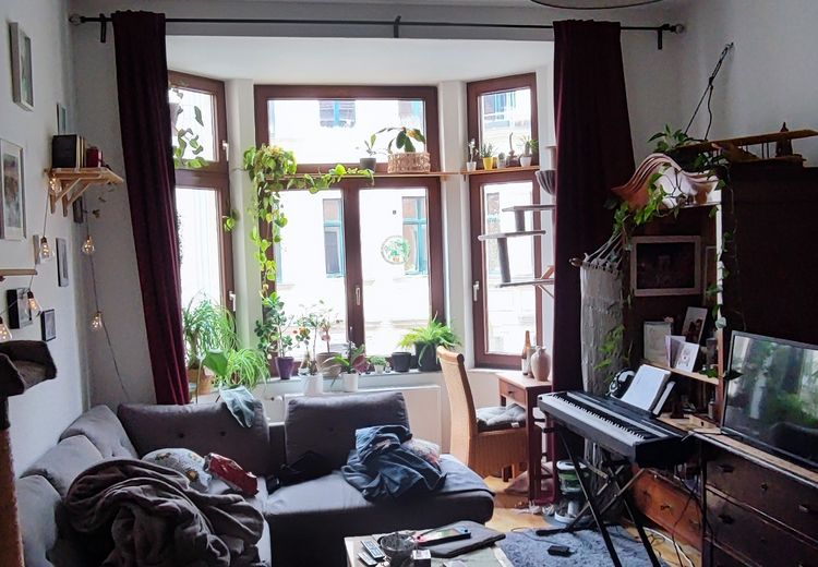 Pictures of Richard Chatwanee's house