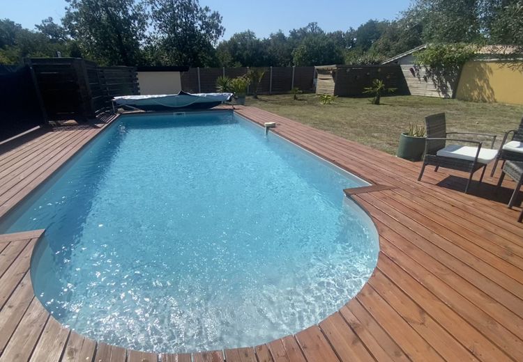 Pictures of Eric B.'s house