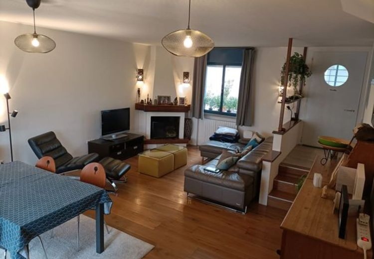 Pictures of Vanessa D.'s house