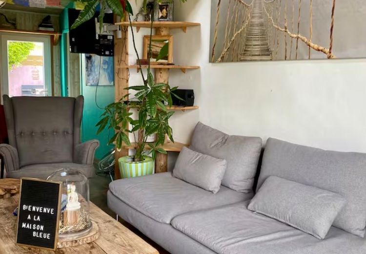 Pictures of Sylvie's house