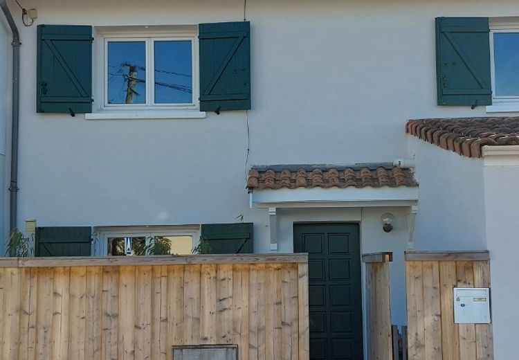 Pictures of Marine L.'s house