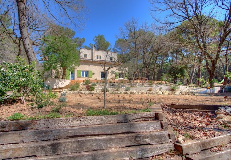 Des photos de la maison de Clément