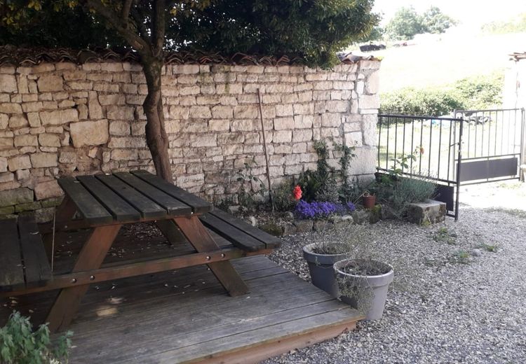 Pictures of Isabelle B.'s house
