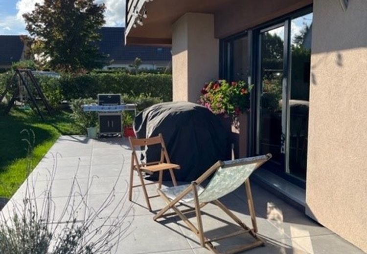 Pictures of Marie J.'s house