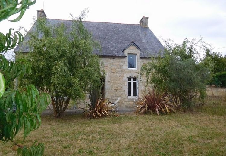 Pictures of Sarah T.'s house