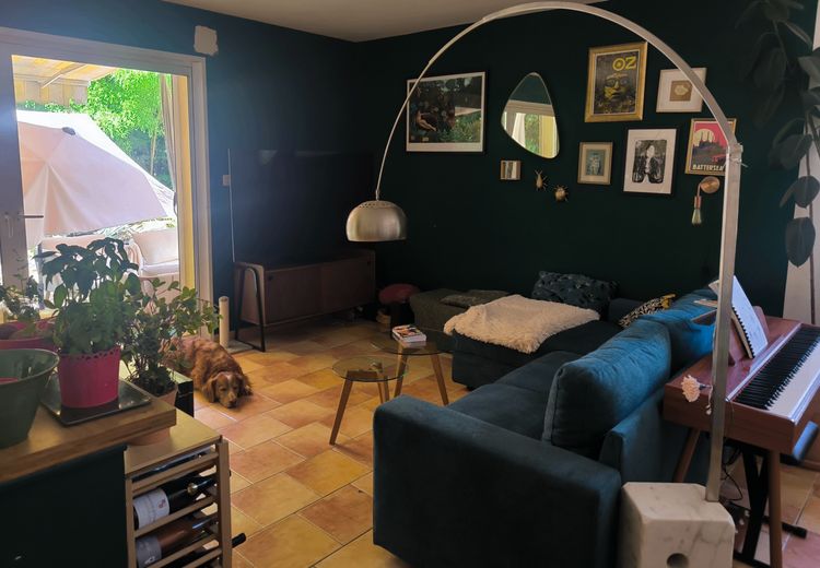 Pictures of Lara C.'s house