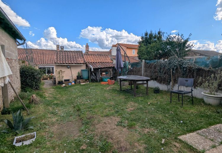 Pictures of Adeline C.'s house
