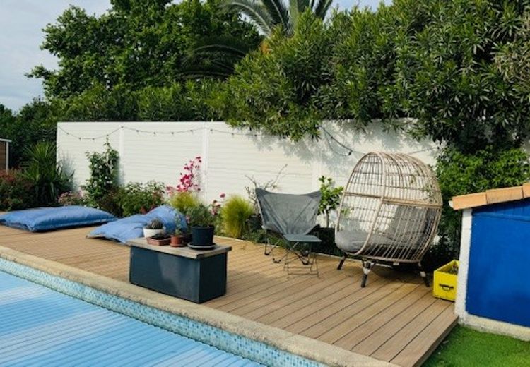 Pictures of Véronique's house