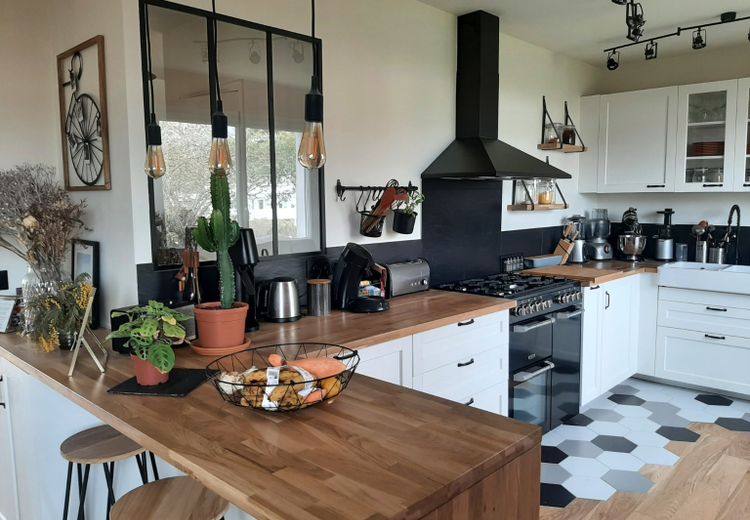 Pictures of Claudie M.'s house
