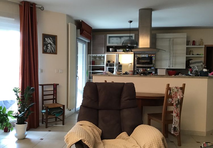 Pictures of Elisabeth D.'s house