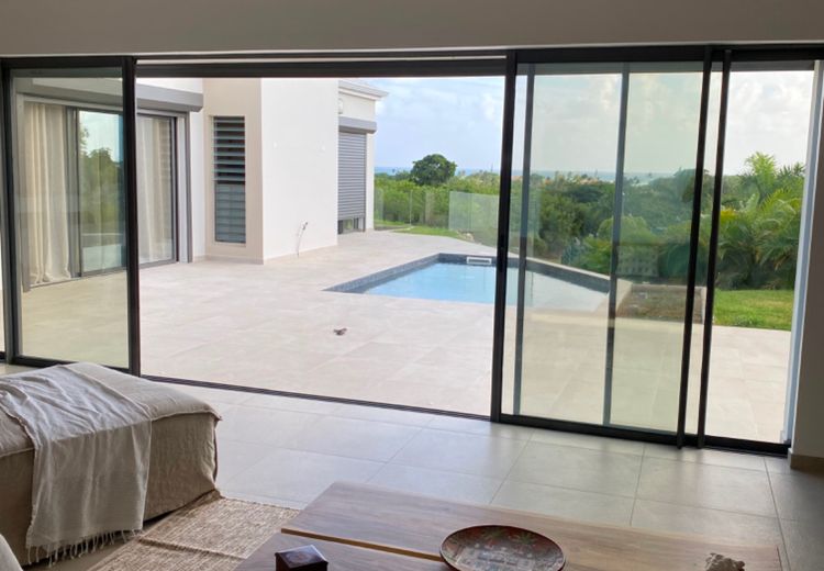 Pictures of Emmanuelle M.'s house