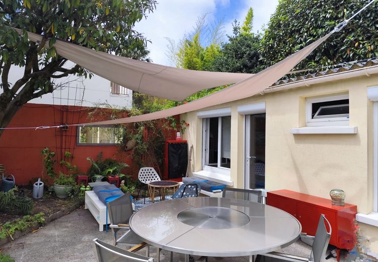 Pictures of Marianne's house