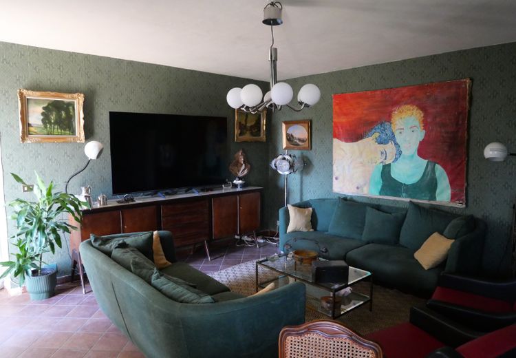 Pictures of Sébastien S.'s house