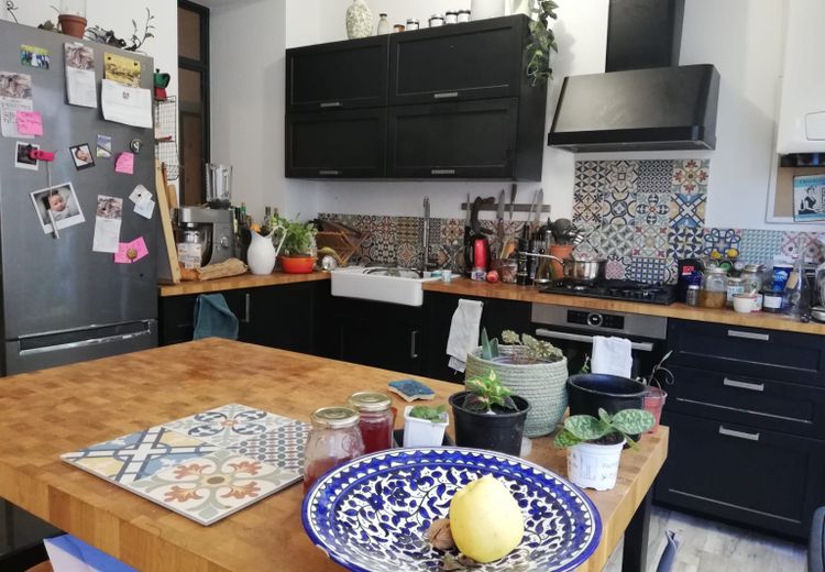 Pictures of Judith V.'s house