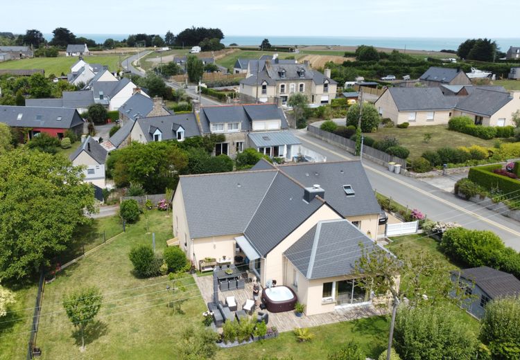 Pictures of Daniel D.'s house