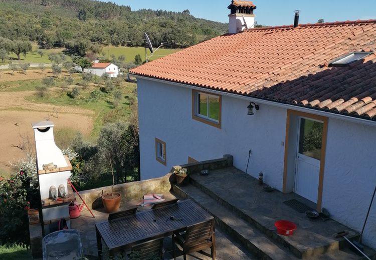 Pictures of Eliane L.'s house