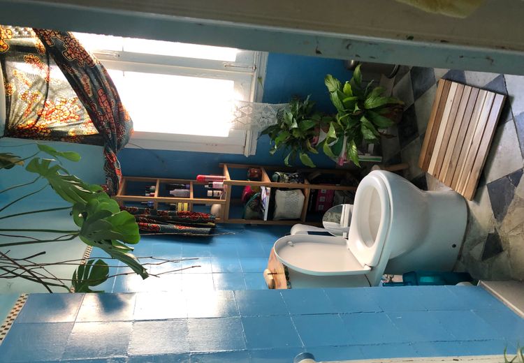 Pictures of Alice R.'s house