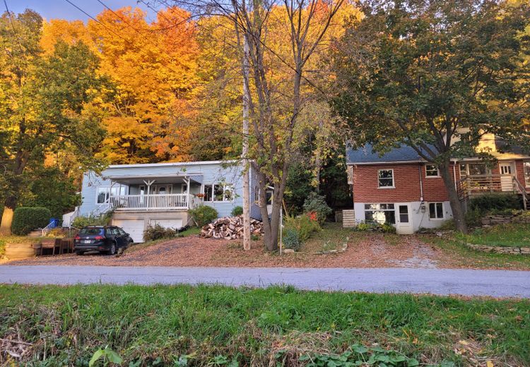 Pictures of Anne-Marie D.'s house