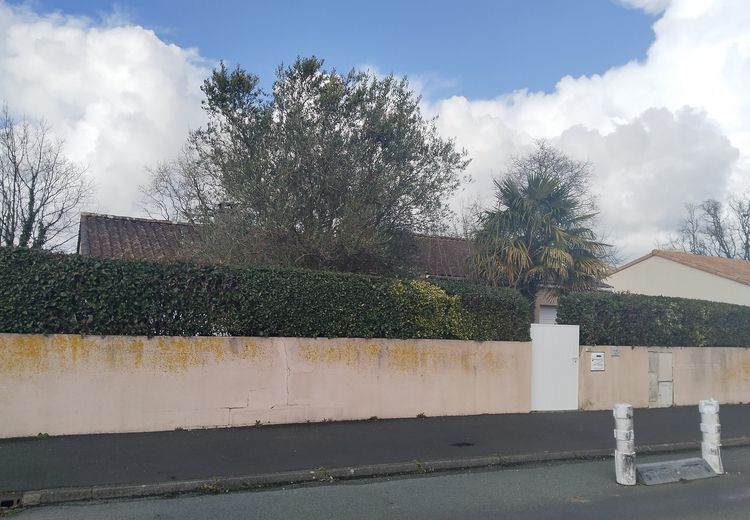 Pictures of Séverine P.'s house