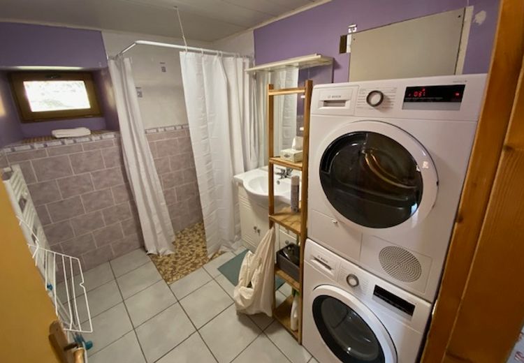 Pictures of Laura S.'s house