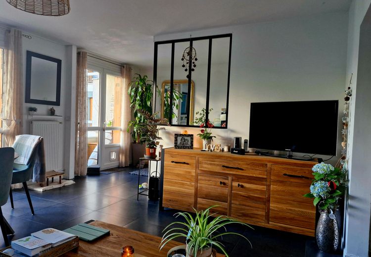 Pictures of CELINE's house