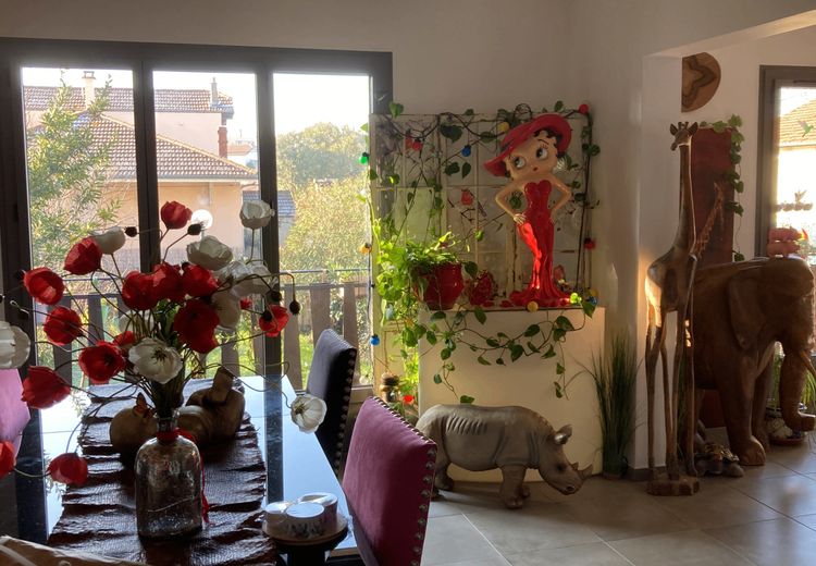Pictures of Sophie H.'s house