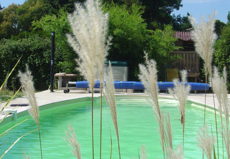 Pictures of Valérie R.'s house