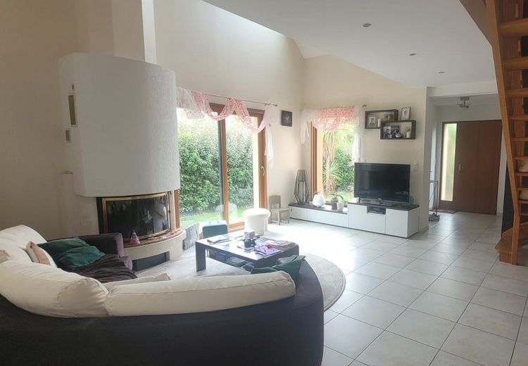 Pictures of Séverine S.'s house