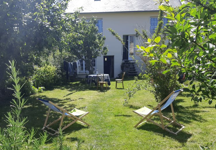 Pictures of Delphine L.'s house