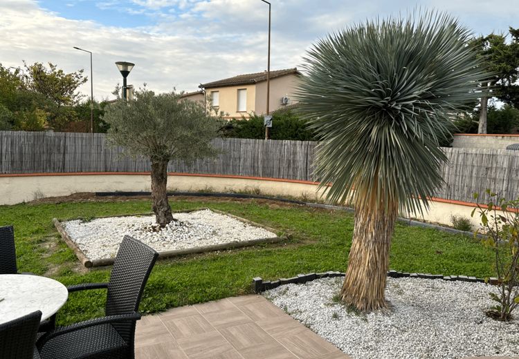 Pictures of Sarah's house