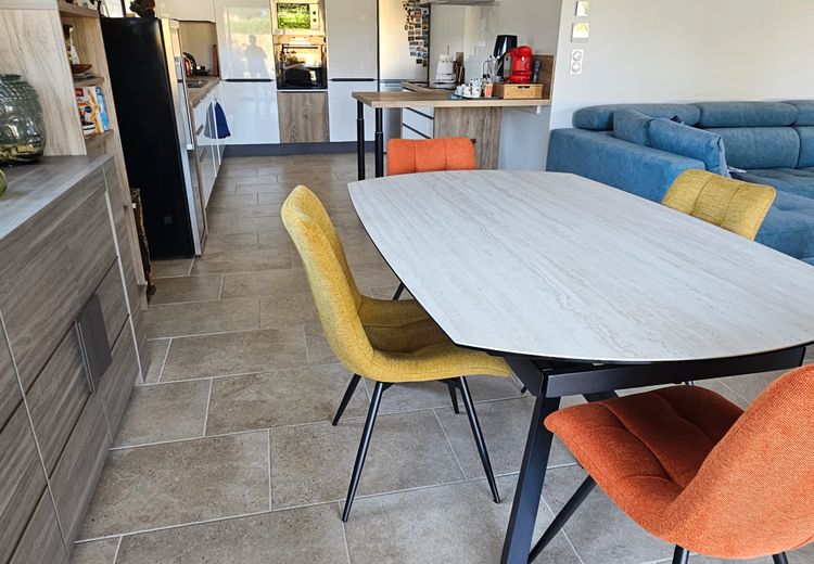 Pictures of Monique L.'s house