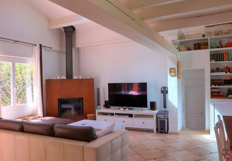 Pictures of Julia N.'s house