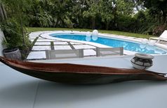 House with 1 dog, 7 fishes in North Miami