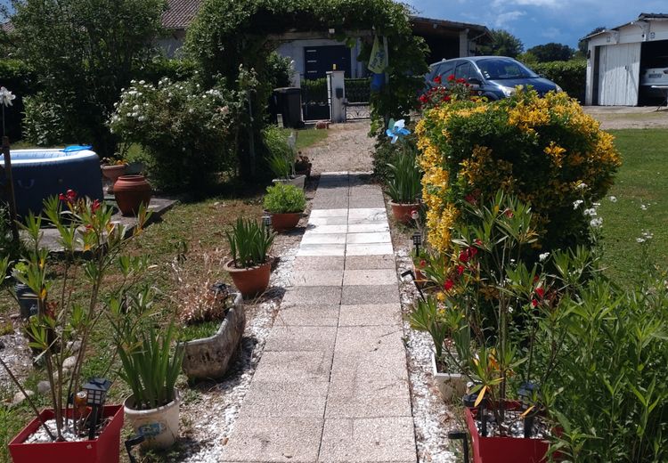 Pictures of Andrée V.'s house