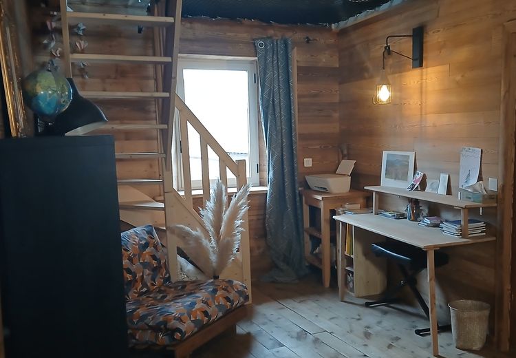 Pictures of Zélie's house