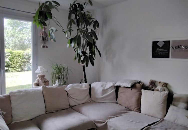 Pictures of Valérie T.'s house