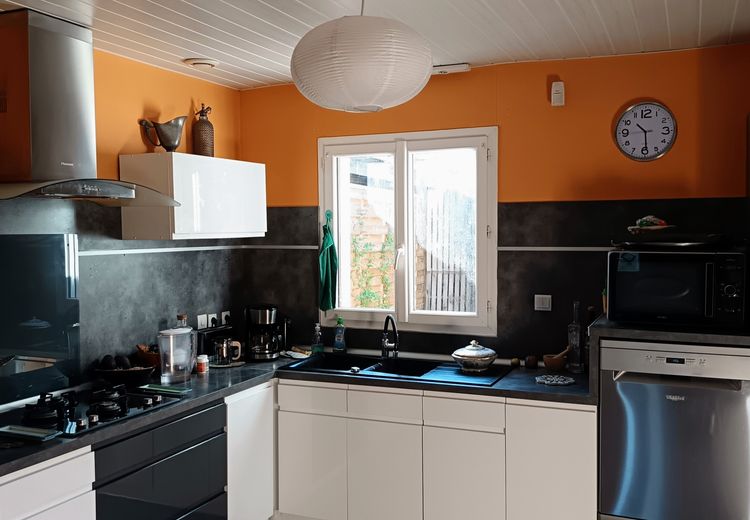 Pictures of Anne-Marie L.'s house