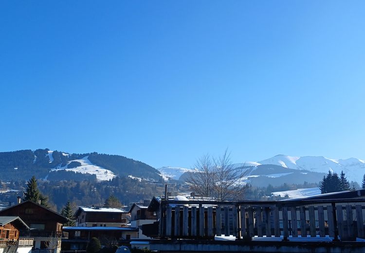 Pictures of Anne's house