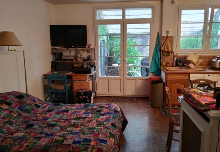 Pictures of Olivia's house