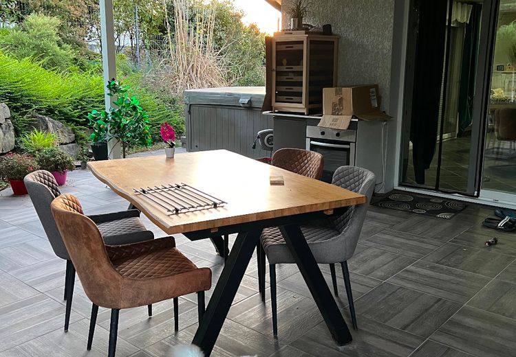 Pictures of Olivier B.'s house