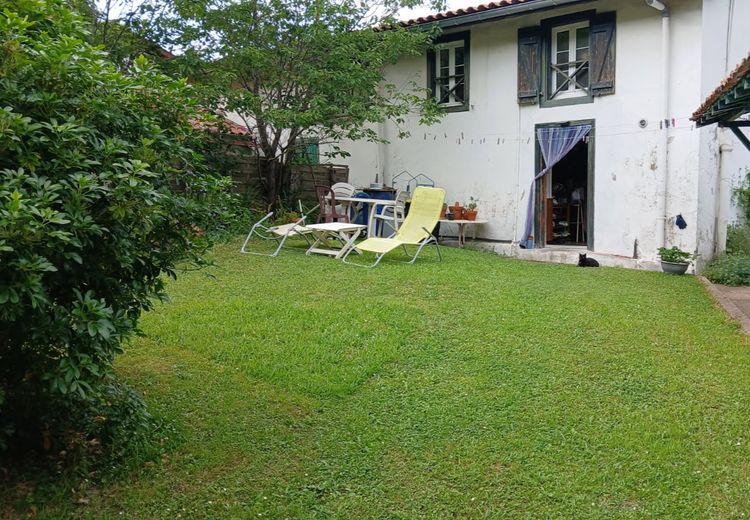 Pictures of Miren's house