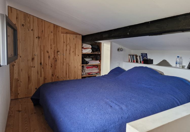 Pictures of julien's house