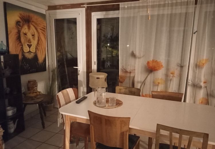 Pictures of Laurence's house